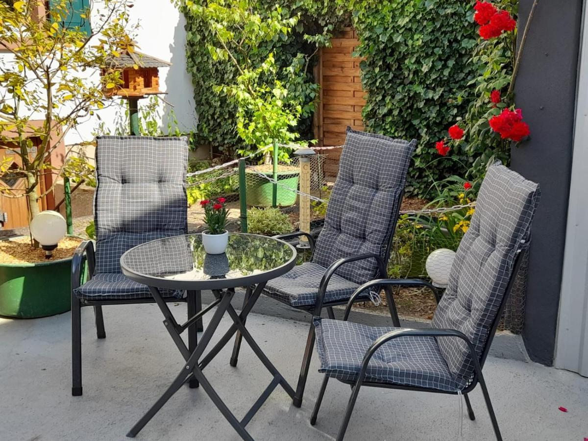 Ferienwohnung Haus Monika Zeltingen-Rachtig Exterior foto